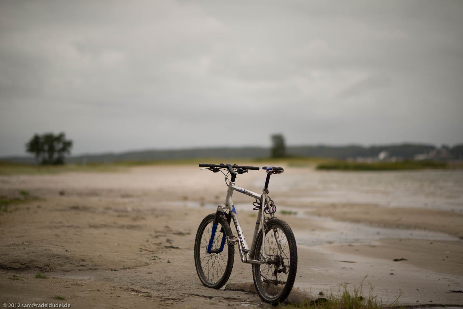 Mountainbike am Strand
